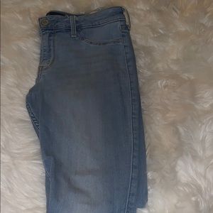 Hollister jeans